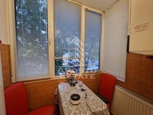 Apartament cu 2 camere, centrala proprie, etaj 1, zona Lipovei - imagine 8