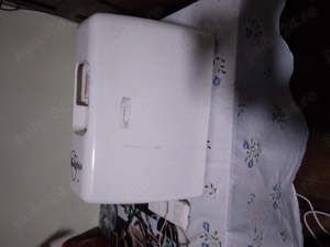 Vând mașină de cusut. 