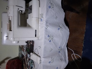 Vând mașină de cusut.  - imagine 2