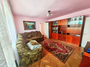 Apartament 3 camere, Semidecomandat, Et. 4\4, 65 mp utili, Zona Girocului - imagine 4