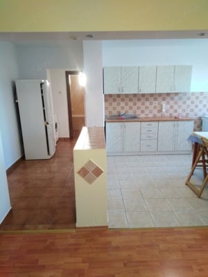 Proprietar ofer spre inchiriere apartament  cu 3 camere - imagine 4