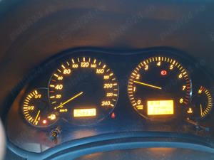 Vand Toyota Avensis