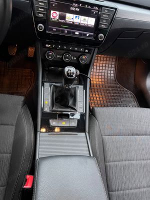 Skoda superb 3 combi 2017 2.0 TDI 150 CP - imagine 4