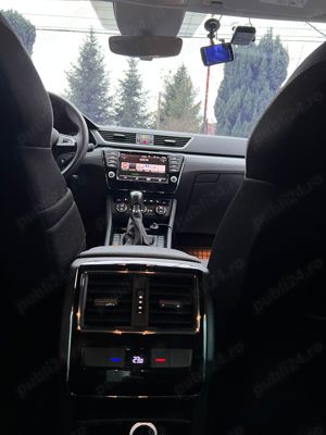 Skoda superb 3 combi 2017 2.0 TDI 150 CP - imagine 2