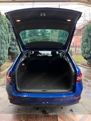 Skoda superb 3 combi 2017 2.0 TDI 150 CP - imagine 8