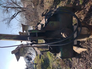 Plug Tractor  - imagine 3