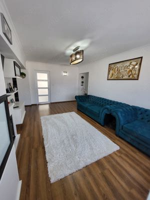 Vand apartament, 4 camere, decomandat, Târgoviște, micro 3, Ctn Brâncoveanu - imagine 2