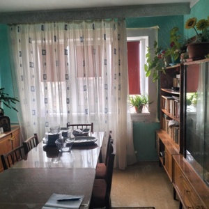 Vând apartament cu 3 camere  - imagine 4