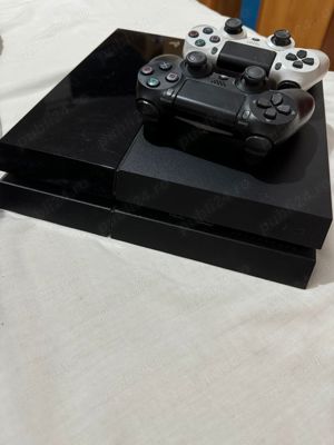 Playstation 4   PS4 + doua manete