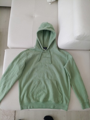 Vând hanorac Campion, mărimea M,produs de calitate.