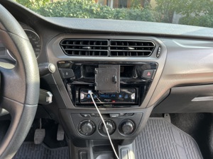 Vand Citroen Elisee 1,6 benzina 2013 160000 km cumparat nou din Romania 3700 euro negociabil - imagine 6