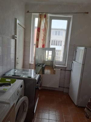 Închiriez apartament 2 camere decomandate zona Bălcesu - imagine 6