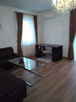 PF ofer spre inchiriere apartament 2 camere la vila Parcul Sub Arini - imagine 3