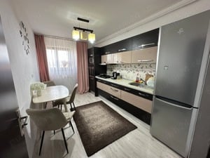 Apartament 3 camere  - imagine 3