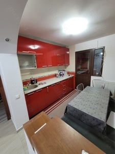 Inchiriez apartament 3 camere 70 mp complet mobilat si utilat - imagine 10