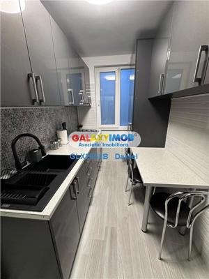 Apartament de 2 camere decomandat | 7 minute  Metrou Raul Doamnei - imagine 8