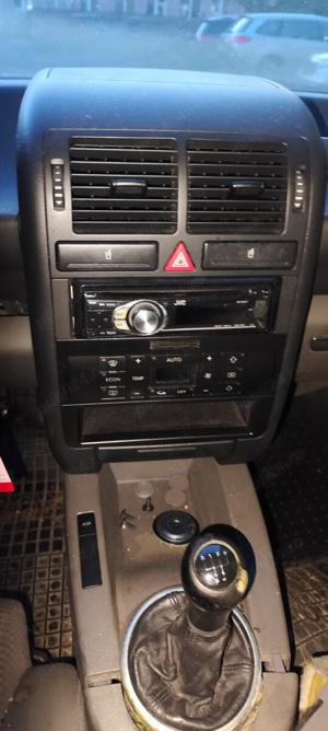 Dezmembrez / dezmembrari piese auto Audi A2 1.4b motor AUA an 2000 cutie EYX - imagine 10