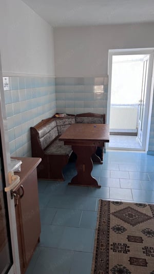 Apartament 3 camere 82 MP