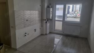 Apartament 2 camere , bucatarie și living open space  - imagine 3