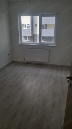 Apartament 2 camere , bucatarie și living open space  - imagine 6