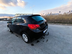 Opel Astra J 1.6 An 2013 - imagine 8