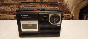 Radio-casetofon Sanyo M-2402