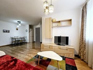 Apartament cu 2 camere decomandate, Cetate - M-uri cu vedere spre Parc