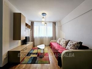 Apartament cu 2 camere decomandate, Cetate - M-uri cu vedere spre Parc - imagine 2