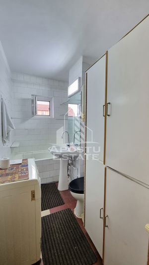 Apartament cu 3 camere, 2 bai, centrala proprie, zona Calea Lipovei - imagine 7