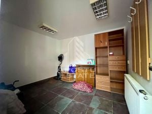 Apartament 2 camere,la casa,curte comuna,zona Dambovita - imagine 12