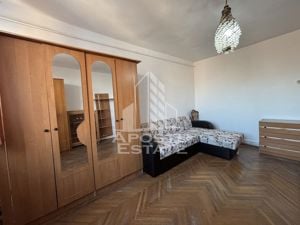 Apartament cu 3 camere in zona Sagului, centrala termica - imagine 1