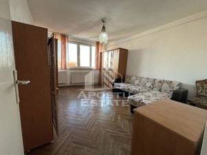 Apartament cu 3 camere in zona Sagului, centrala termica - imagine 2