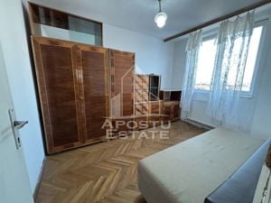 Apartament cu 3 camere in zona Sagului, centrala termica - imagine 5