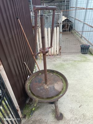 Carpetă executată manual - imagine 4