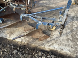 Plug pentru tractor cu 2 brazde - imagine 6