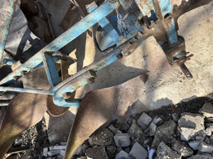 Plug pentru tractor cu 2 brazde - imagine 2