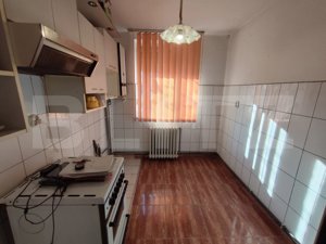 Apartament 2 camere, 44mp, zona Cugir  - imagine 4