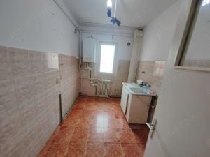 Apartament 2 cam Podu Ros Primaverii - imagine 6