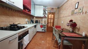 Apartament - 2 camere - 56 mp - Burdujeni - imagine 5