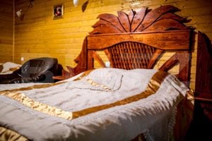 Complex turistic cu 8 cabane,25 de camere,sauna,jacuzzi,ciubar,Sugag - imagine 8