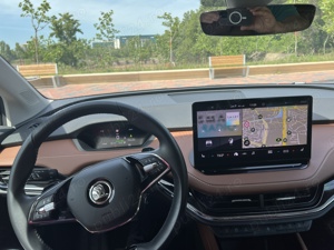 Vand SUV electric Skoda Enyaq iV 80x, 12.700 km, stare exceptionala, full options - imagine 10