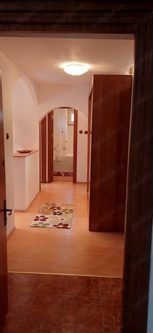 Inchiriere apartament 3 camere-Timpuri Noi - imagine 2