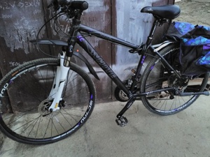 bicicleta treking cu cadru 19''