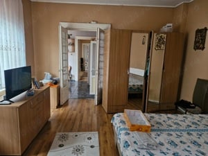 Vând schimb casă cu apartament  - imagine 7