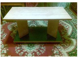 Masuta din PAL, pe role, pentru sufragerie sau hol