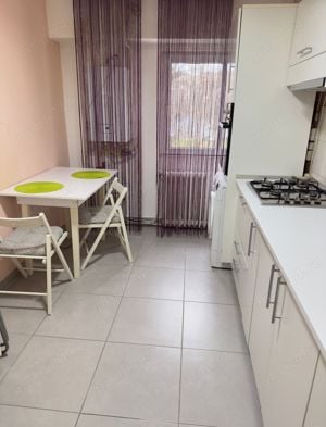 inchiriez apartament 2 camere - imagine 6