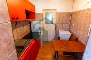 Apartament 2 camere - Etaj 1 - Str.Trandafirilor,  Hunedoara, jud. Hd - imagine 6