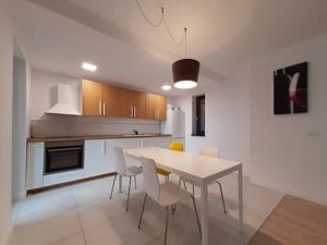 Apartament 3 Camere Inchiriere - Zona Centrala - imagine 19