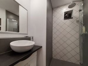 Apartament 3 Camere Inchiriere - Zona Centrala - imagine 13