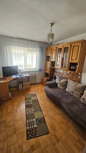 Apartament cu 3 camere de vănzare.  - imagine 1